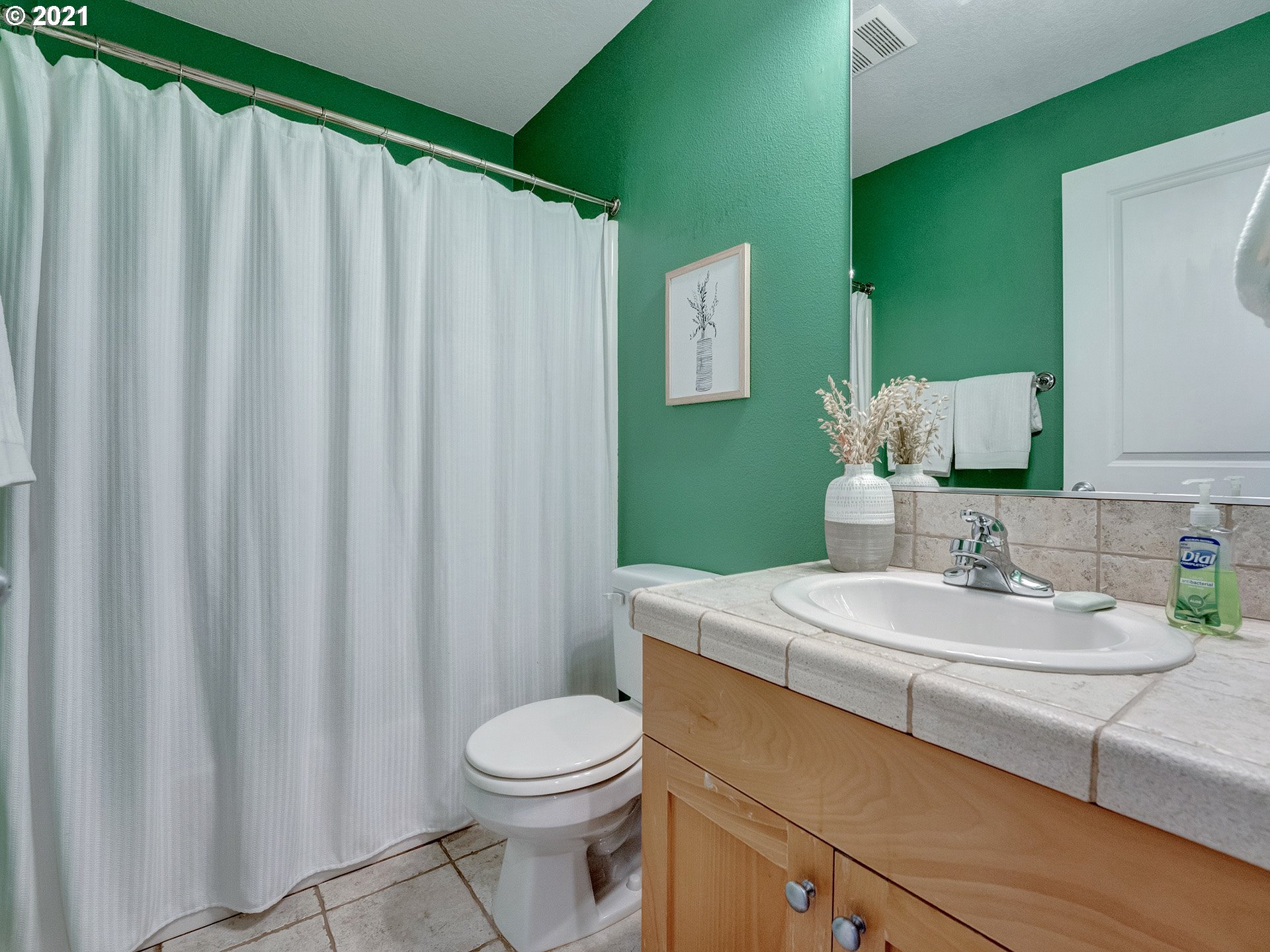 431 Northeast Cook Street Portland, OR 97212 - Photo 19 of 29 Gallery Image 19