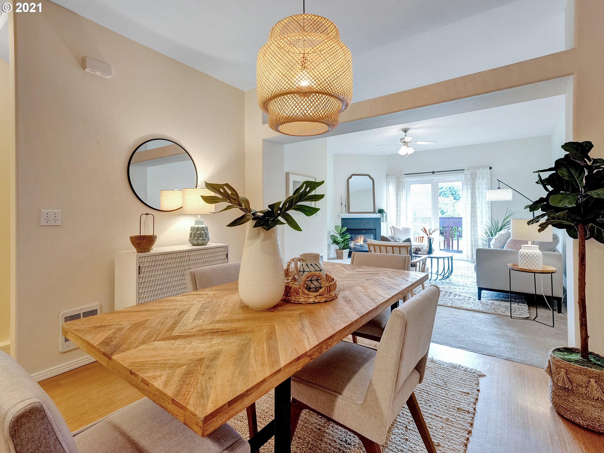 431 Northeast Cook Street Portland, OR 97212 - Photo 3 of 29 Gallery Image 3