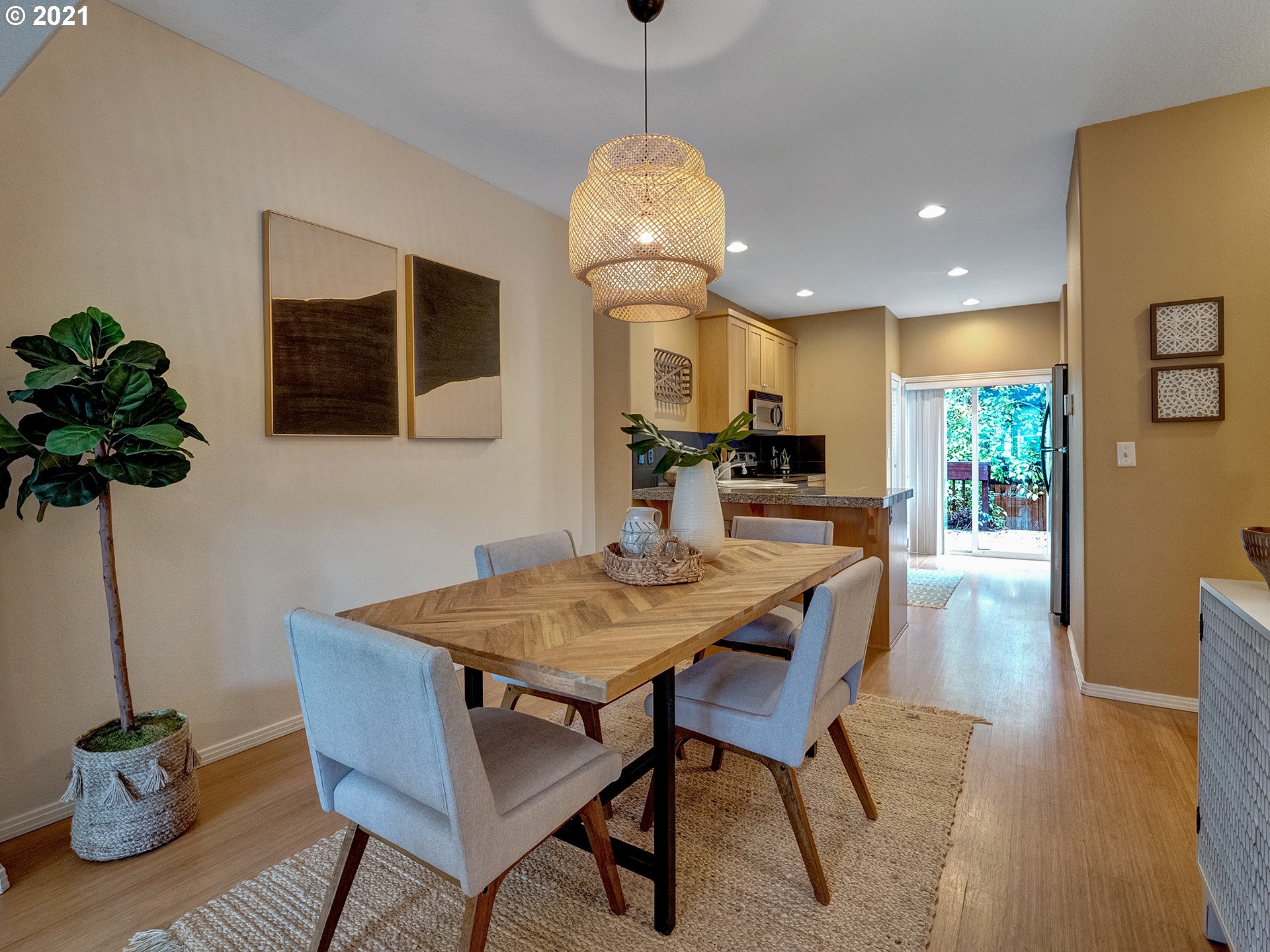 431 Northeast Cook Street Portland, OR 97212 - Photo 5 of 29 Gallery Image 5