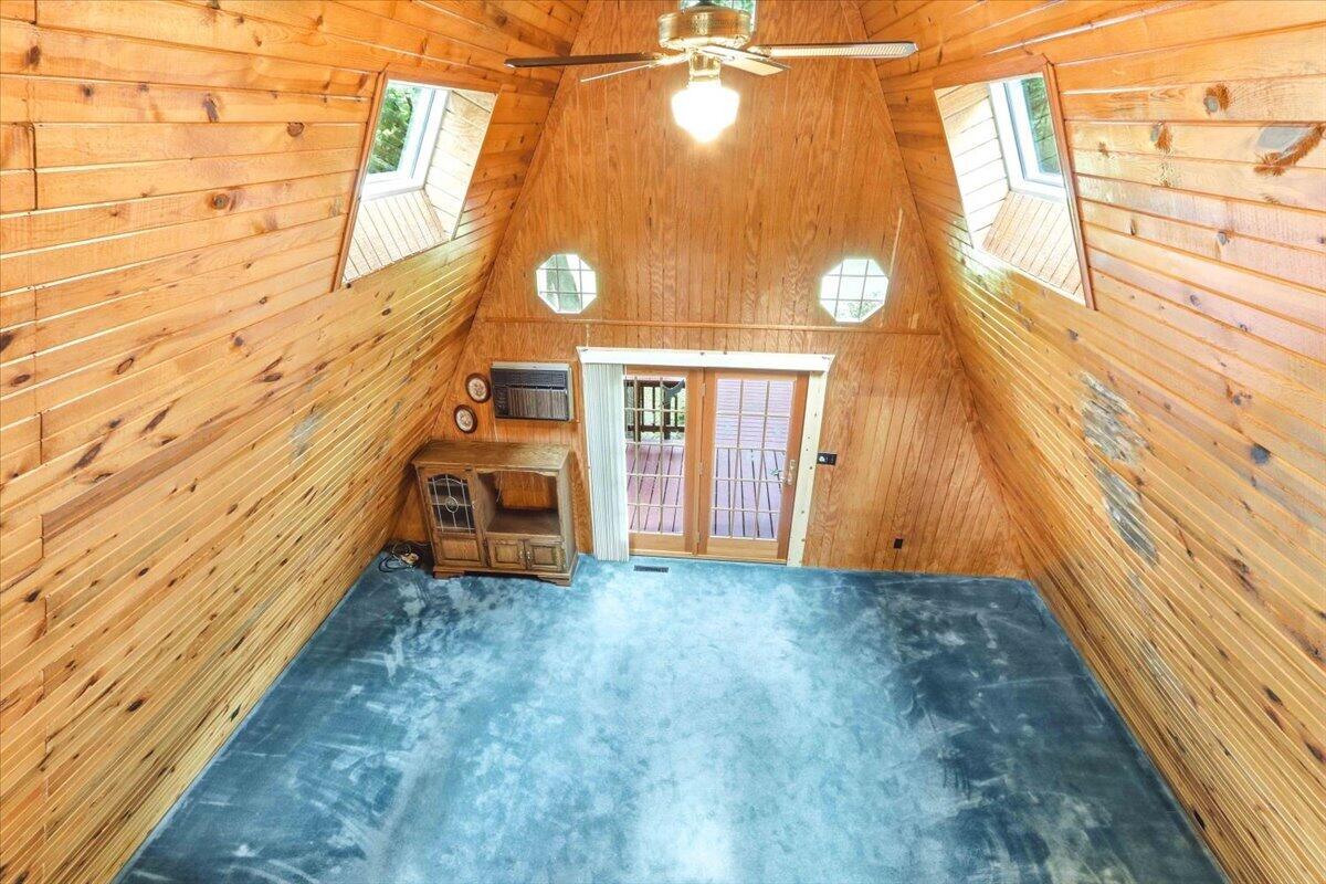 N9261 Perkins Road Farmington, WI 54644 - Photo 29 of 70 Bedroom in Loft