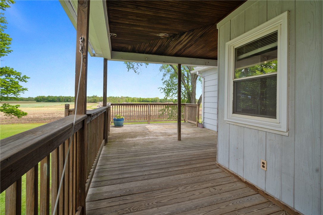 3247 Ridge Road Williamson, NY 14589 - Photo 5 of 19