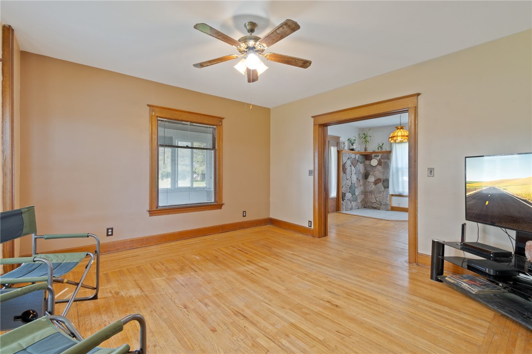 3247 Ridge Road Williamson, NY 14589 - Photo 7 of 19