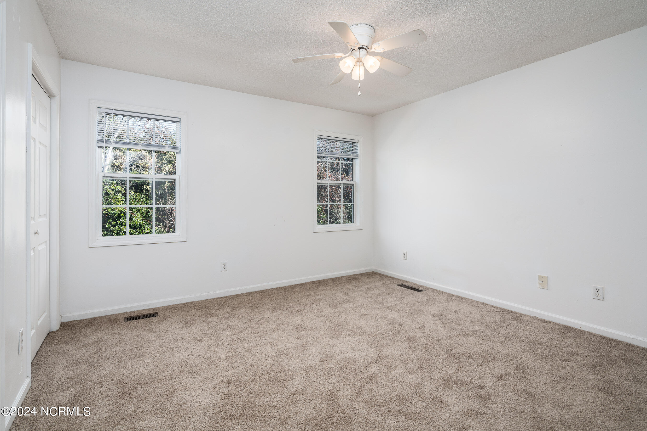 985 Spring Forest Road, Unit C6 Greenville, NC 27834 - Photo 13 of 26 20240117 MLS D_Parker 985 Spring Forest