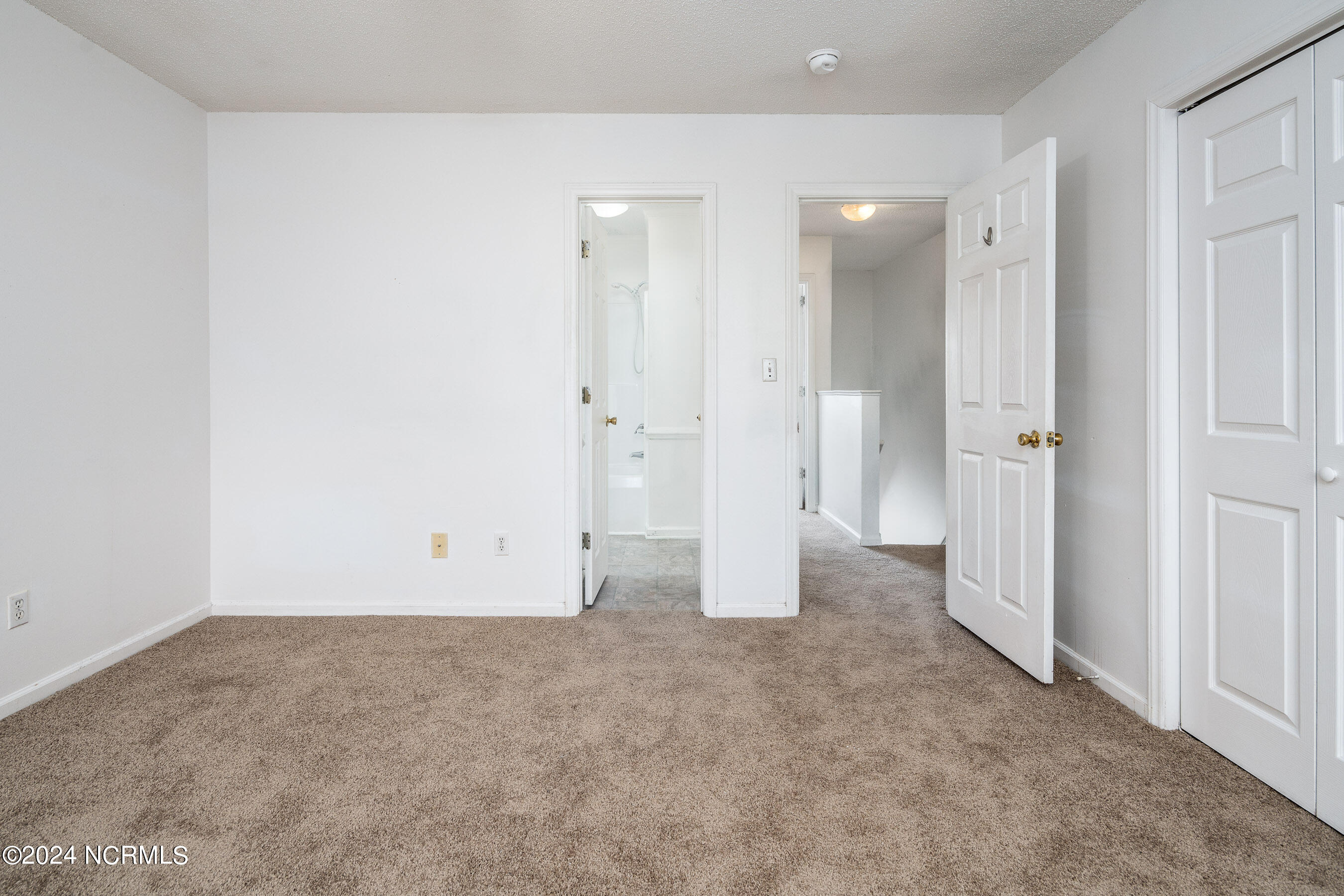 985 Spring Forest Road, Unit C6 Greenville, NC 27834 - Photo 15 of 26 20240117 MLS D_Parker 985 Spring Forest