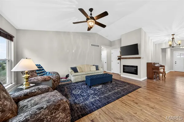 $325,000 | 547 Austin Drive, Truesdale, MO 63380