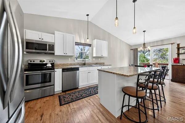 $325,000 | 547 Austin Drive, Truesdale, MO 63380