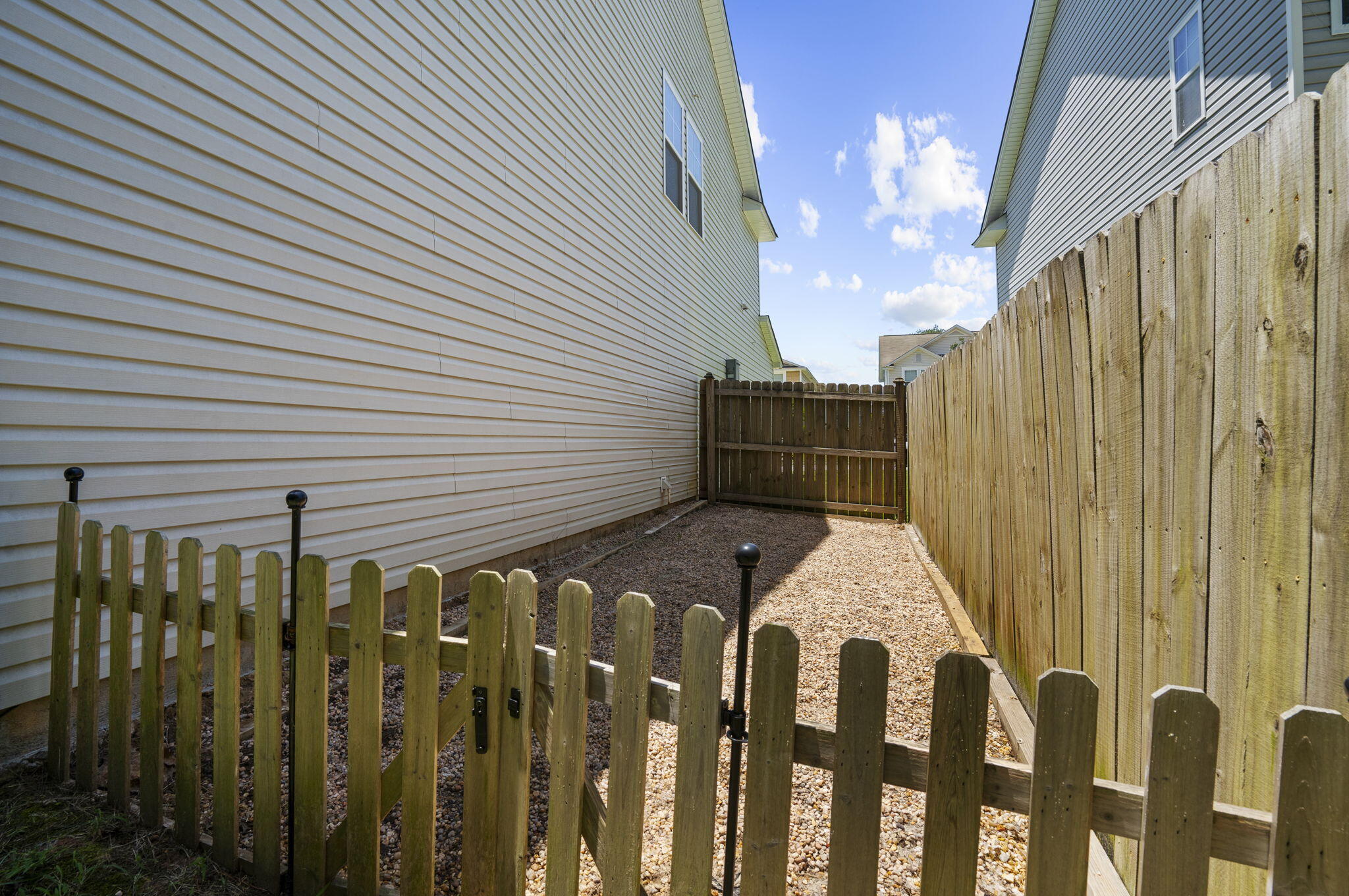 237 Oglethorpe Circle Moncks Corner, SC 29461 - Photo 35 of 55 56-web-or-mls-DSC01615