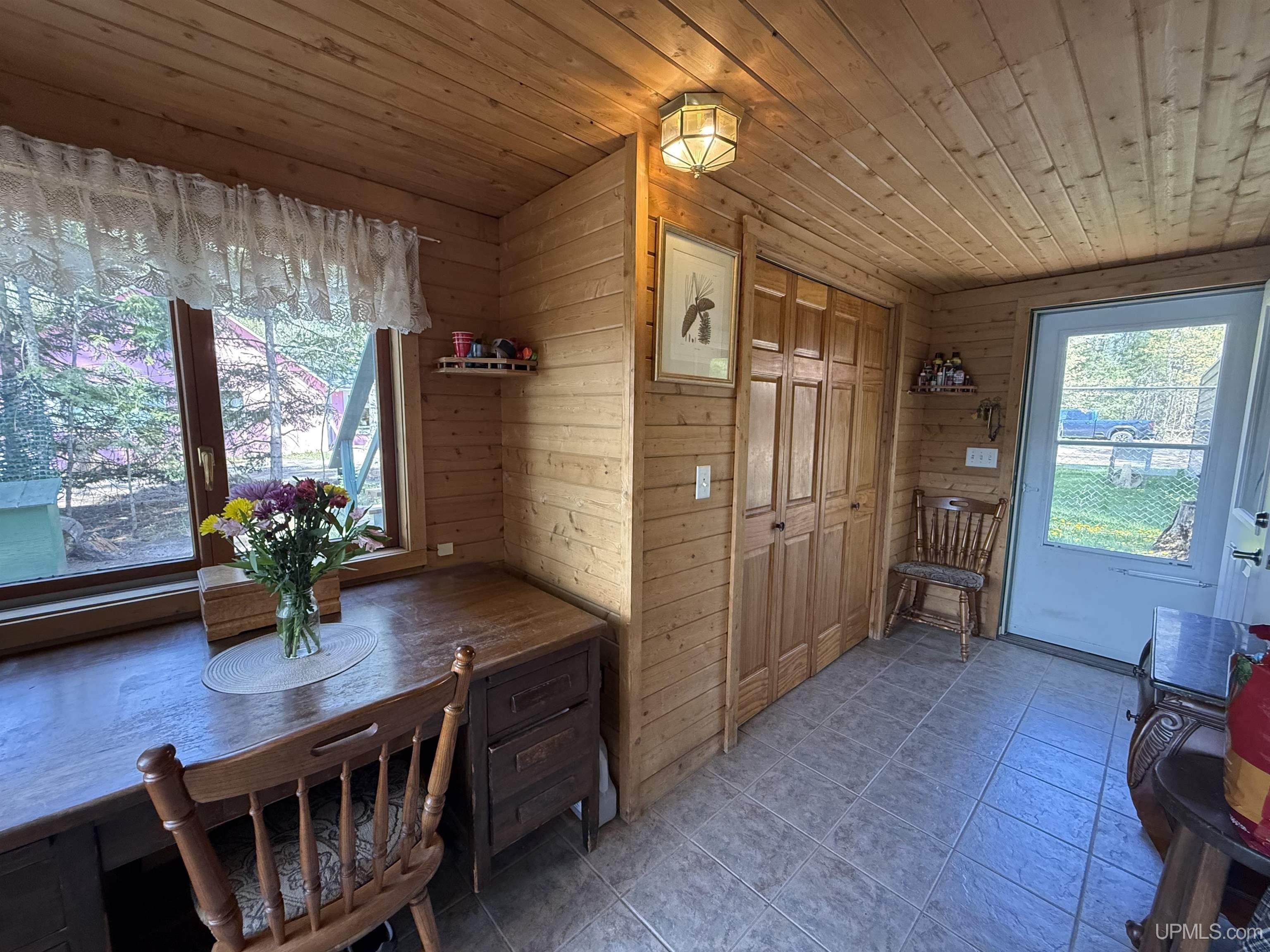 561 North Casey Lake Road Ishpeming, MI 49849 - Photo 6 of 32