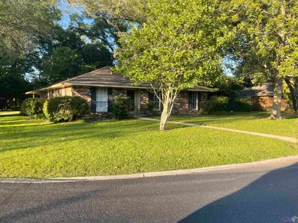 $2,200 | 292 Halfway Tree Road, Baton Rouge, LA 70810
