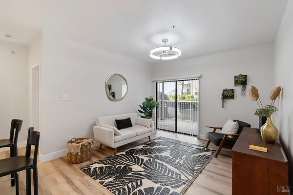 $309,900 | 1201 Glen Cove Parkway, Unit 1203, Vallejo, CA 94591