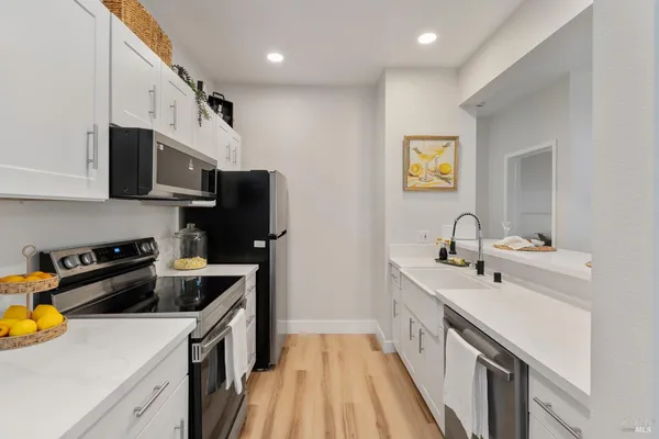 $309,900 | 1201 Glen Cove Parkway, Unit 1203, Vallejo, CA 94591
