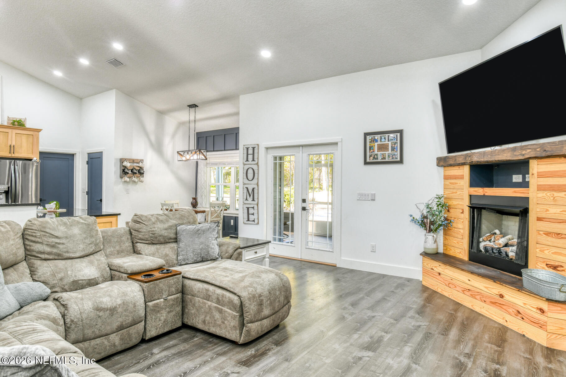 107 East Cardinal Street Palatka, FL 32177 - Photo 19 of 72 107 East Cardinal Street ONLINE LOW RES-