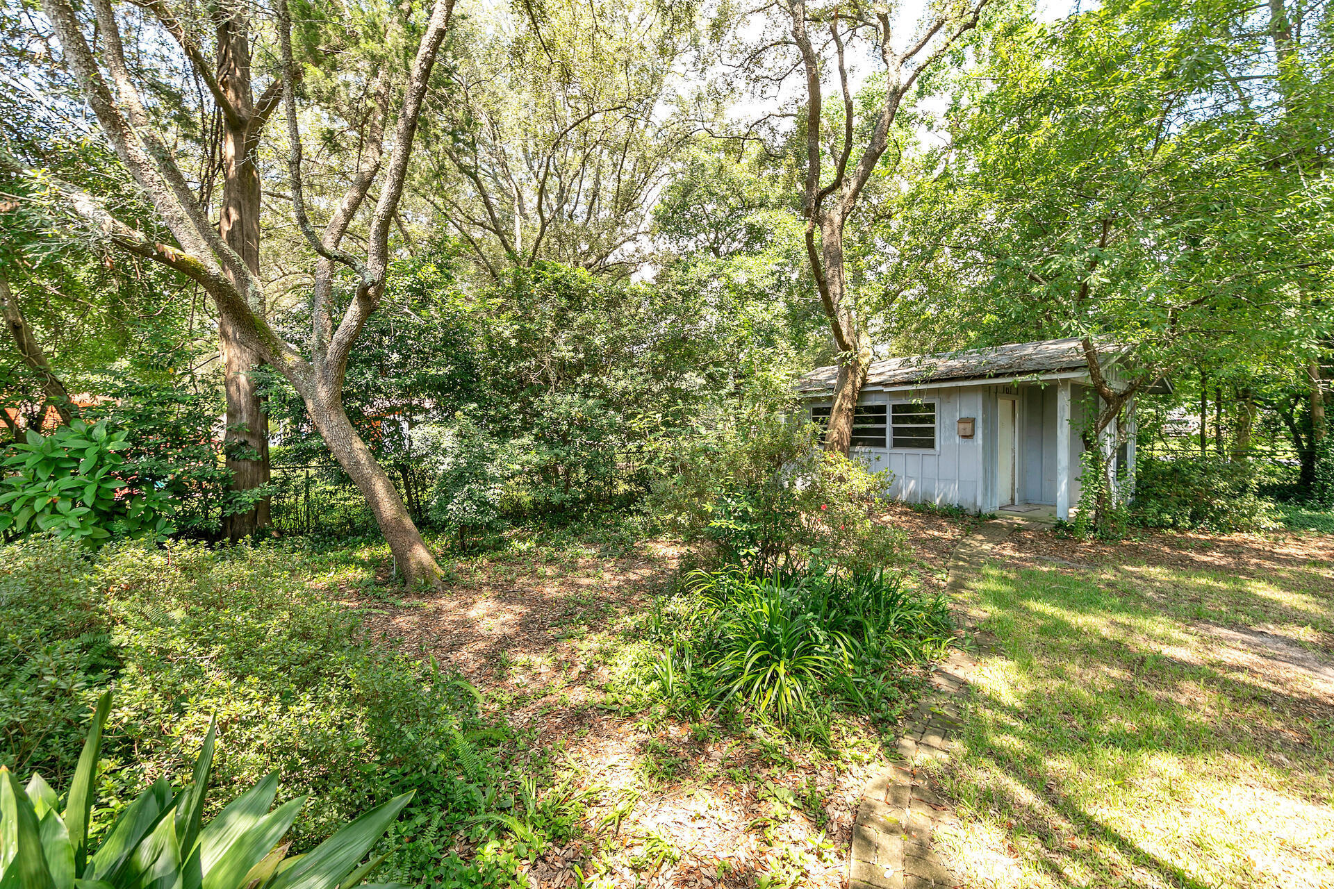 109 Boyce Road Shalimar, FL 32579 - Photo 30 of 40 109 Boyce Rd Shalimar FL 32579 USA-033-0