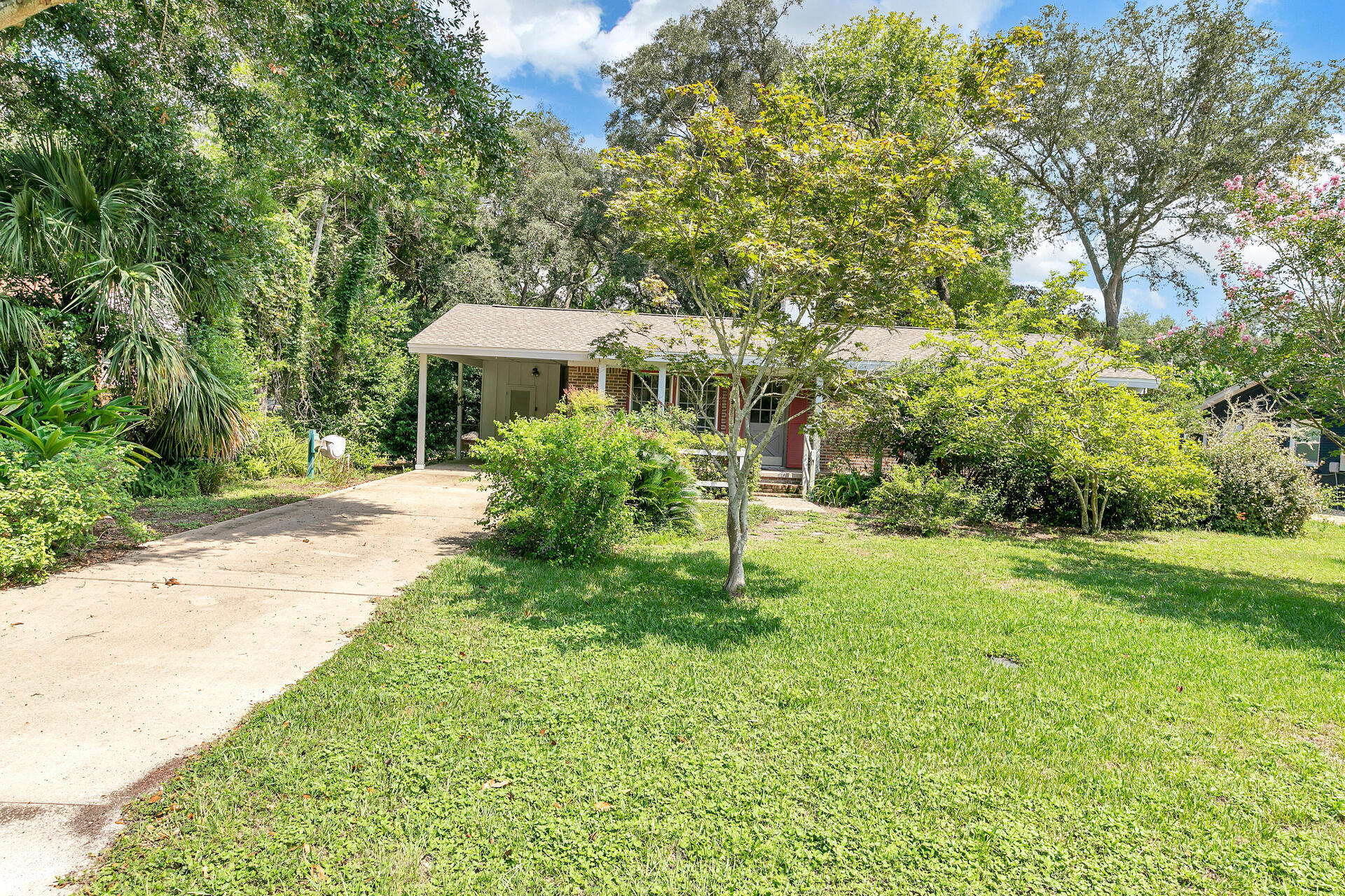 109 Boyce Rd Shalimar FL 32579 USA-001-0