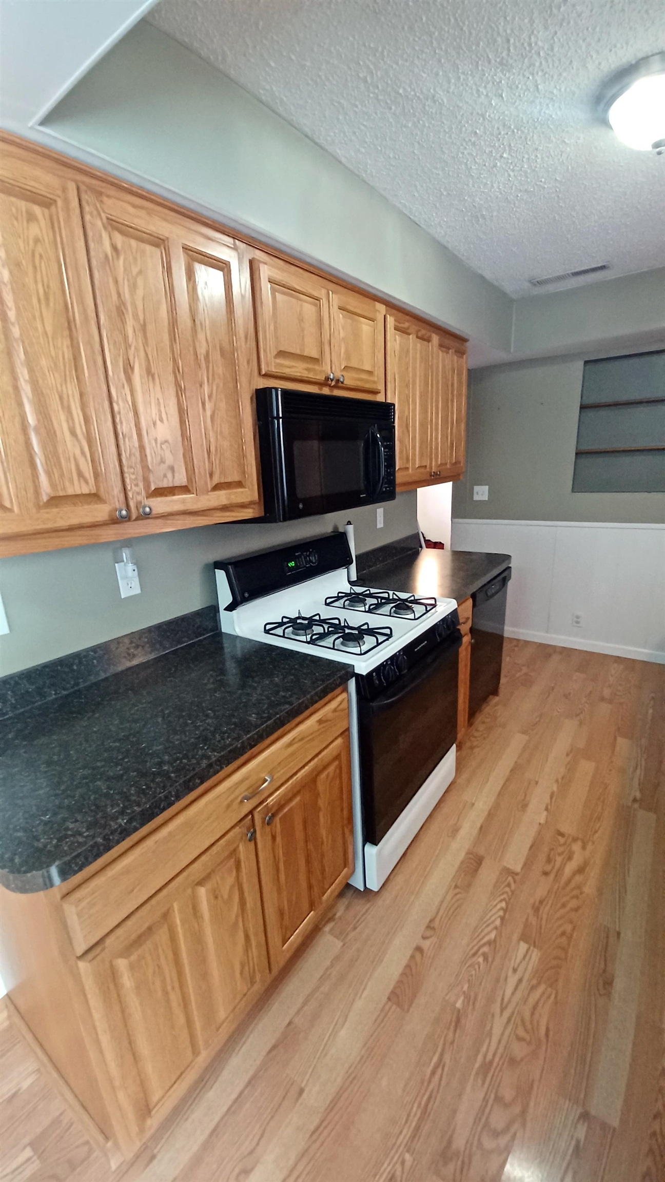3940 Grand River Road Bancroft, MI 48414 - Photo 13 of 28