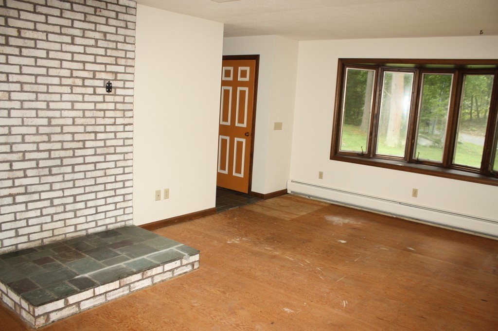 186 Linseed Road Hatfield, MA 01088 - Photo 10 of 18
