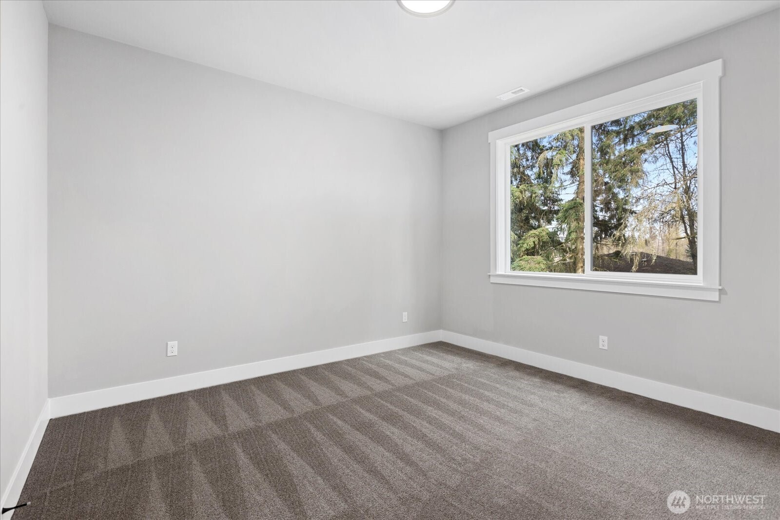3500 Alaska Road Brier, WA 98036 - Photo 34 of 40