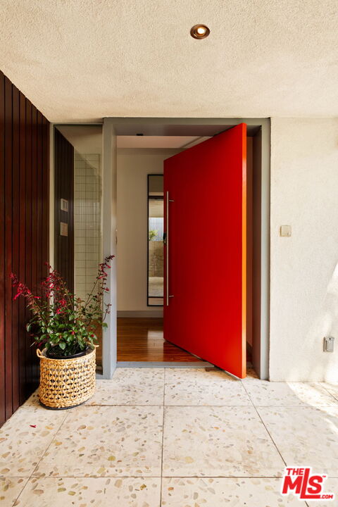 1290 Rancheros Road Pasadena, CA 91103 - Photo 16 of 72