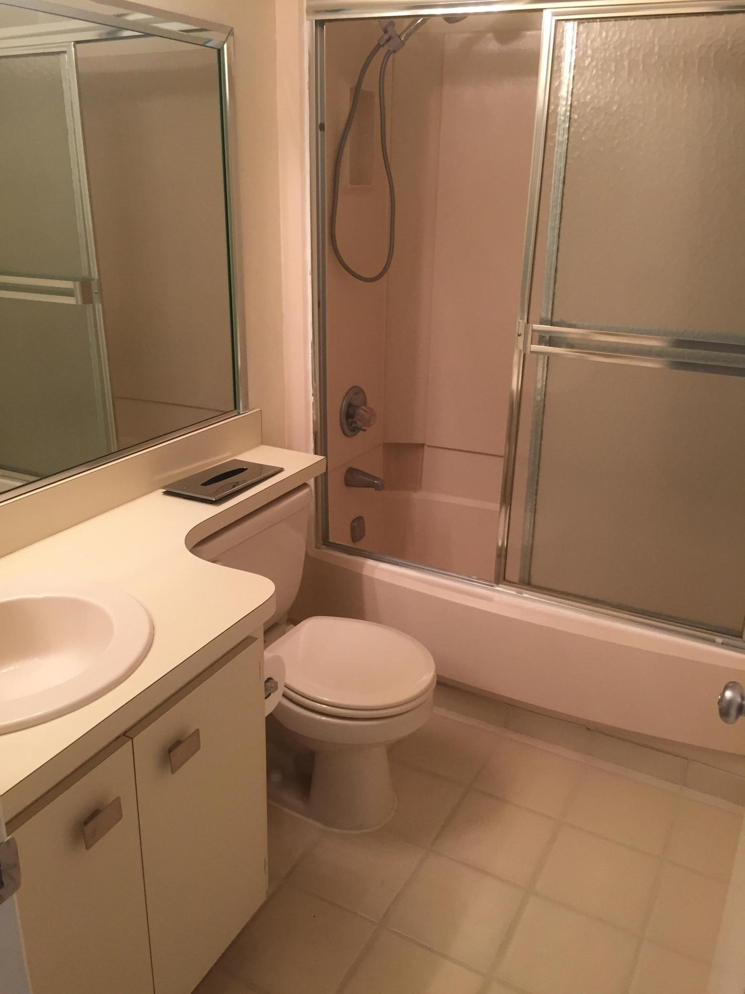 5750 Camino Del Sol, Unit 303 Boca Raton, FL 33433 - Photo 6 of 13 bathroom 2