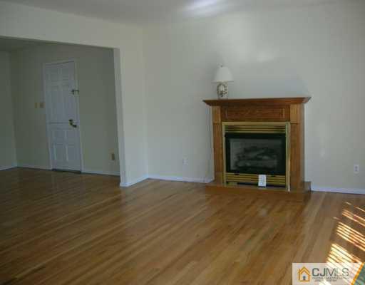 141 Dunhams Corner Road East Brunswick, NJ 08816 - Photo 2 of 8 Gallery Image 2