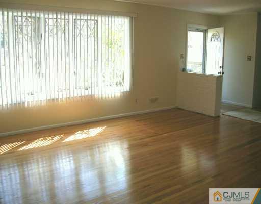 141 Dunhams Corner Road East Brunswick, NJ 08816 - Photo 4 of 8 Gallery Image 4