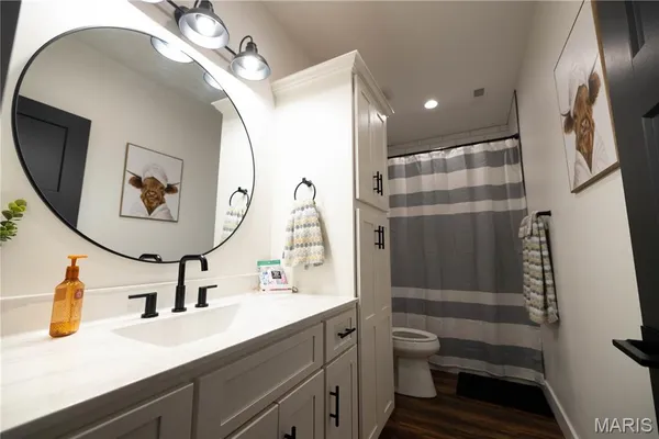 $849,900 | 437 Ridgeview Lane, Poplar Bluff, MO 63901