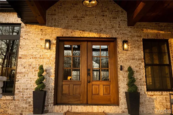 $849,900 | 437 Ridgeview Lane, Poplar Bluff, MO 63901