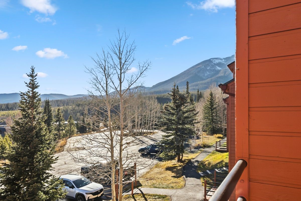 91300 Ryan Gulch Road, Unit 91311 Silverthorne, CO 80498 - Photo 13 of 29 a view of a terrace