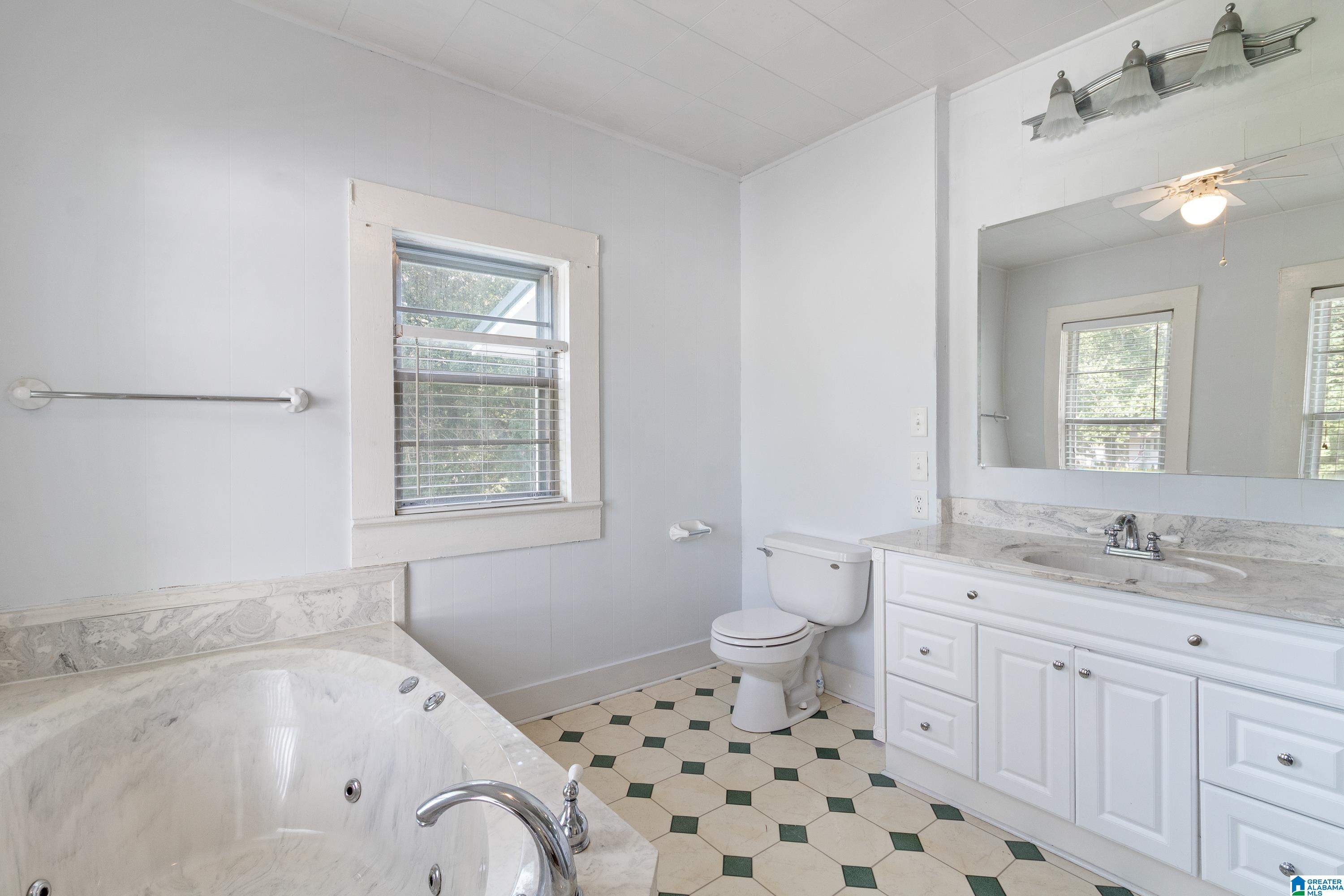 6003 Dickey Springs Road Bessemer, AL 35022 - Photo 19 of 31