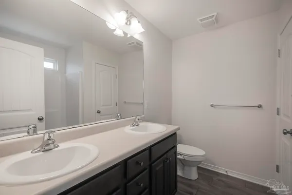 $279,000 | 3954 Willow Glen Drive, Pace, FL 32571