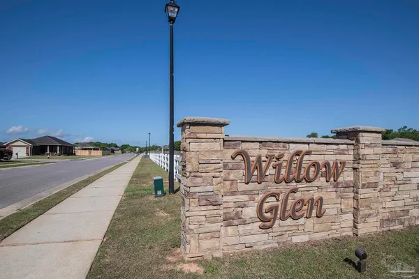 $279,000 | 3954 Willow Glen Drive, Pace, FL 32571