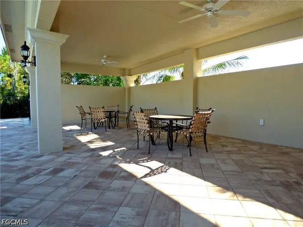 $2,300 | 3882 Tilbor Circle, Fort Myers, FL 33916
