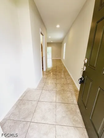 $2,300 | 3882 Tilbor Circle, Fort Myers, FL 33916