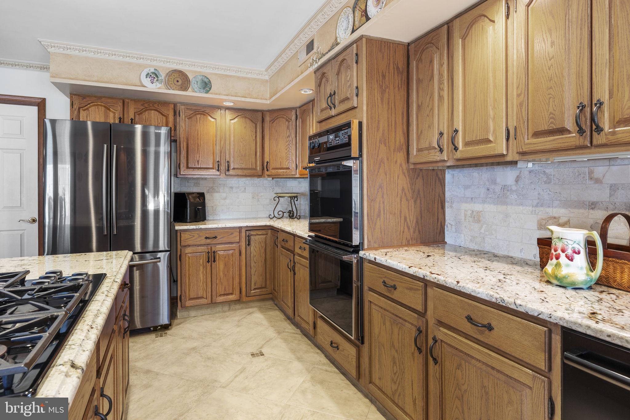 2 United States Circle Marlton, NJ 08053 - Photo 20 of 60