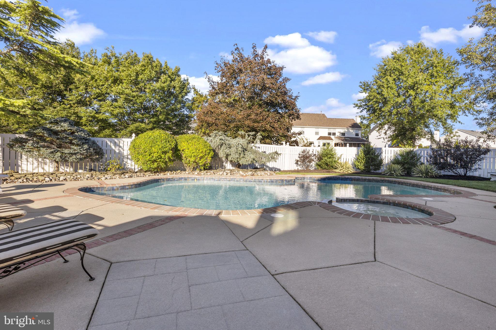 2 United States Circle Marlton, NJ 08053 - Photo 47 of 60