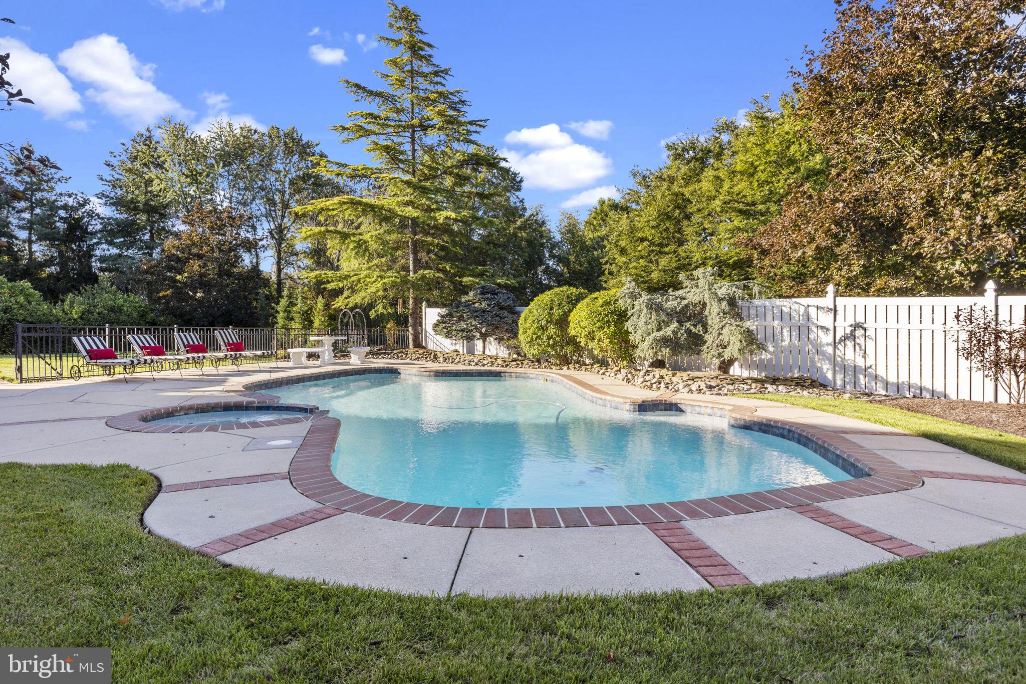 2 United States Circle Marlton, NJ 08053 - Photo 48 of 60