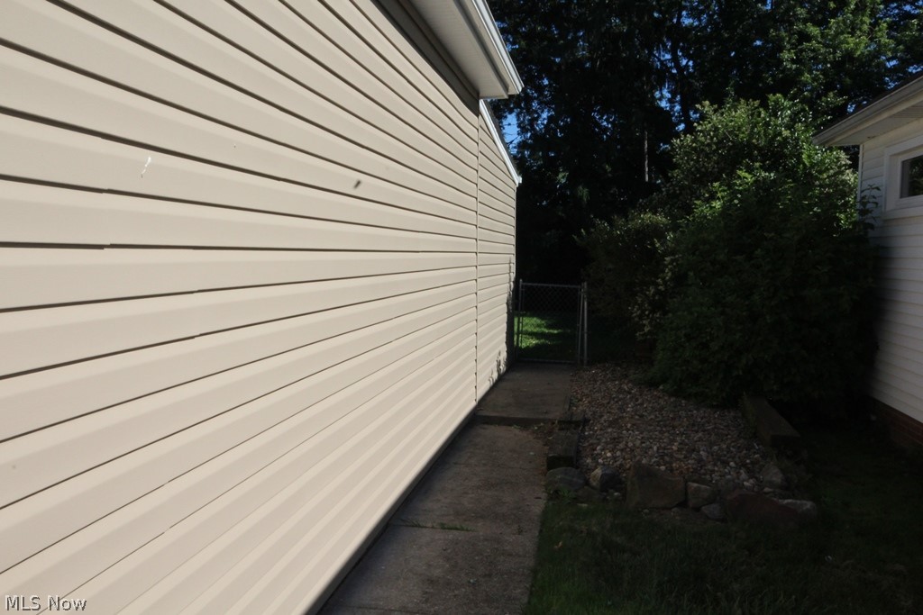10610 Windham Road Parma, OH 44130 - Photo 20 of 25