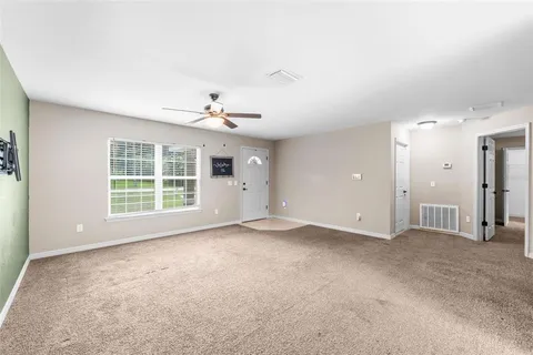 $235,000 | 14422 Southeast 27th Court, Summerfield, FL 34491