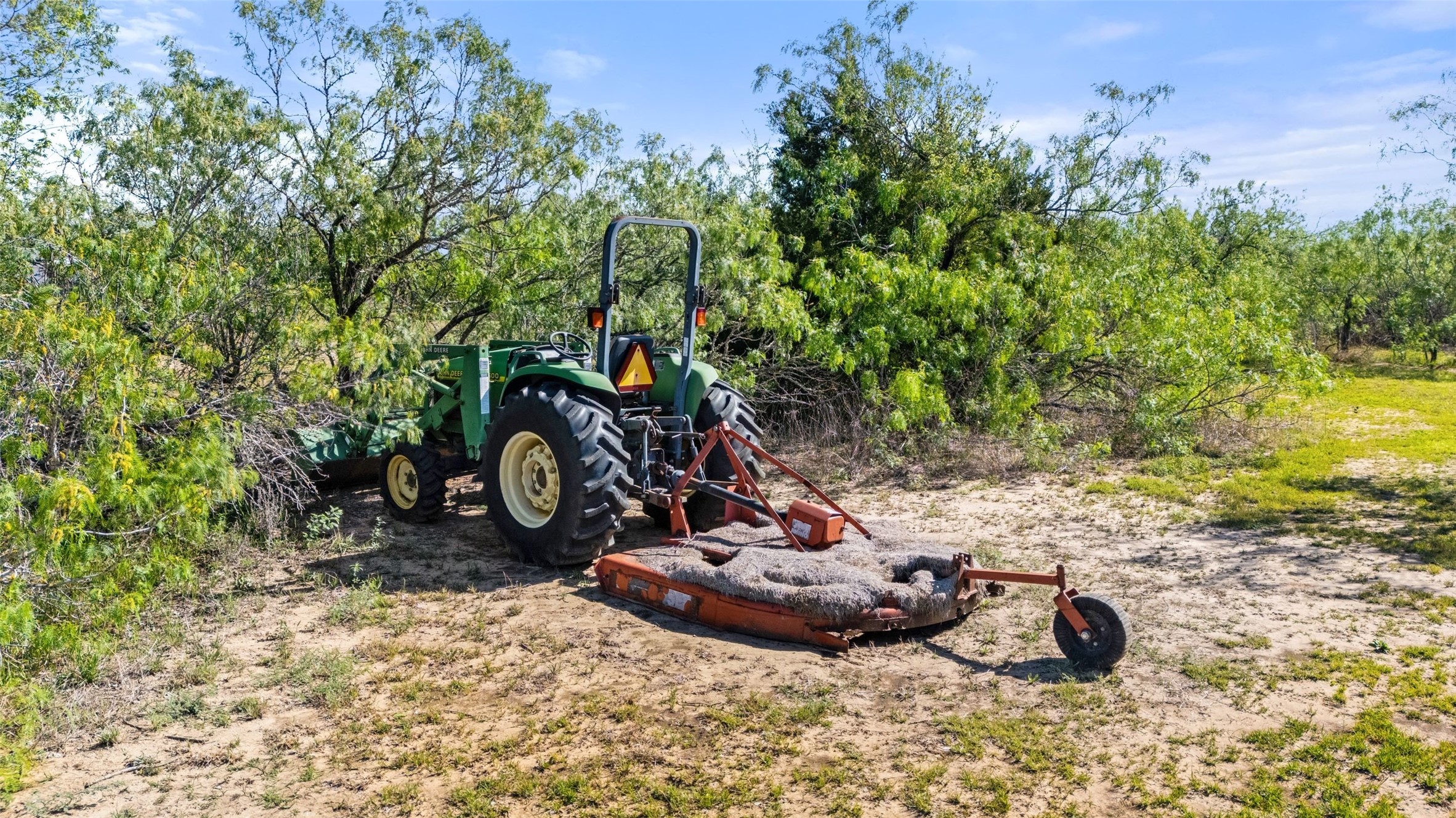 399 Upper Elgin River Road Elgin, TX 78621 - Photo 34 of 39 John Deere Tractor negotiable conveyance