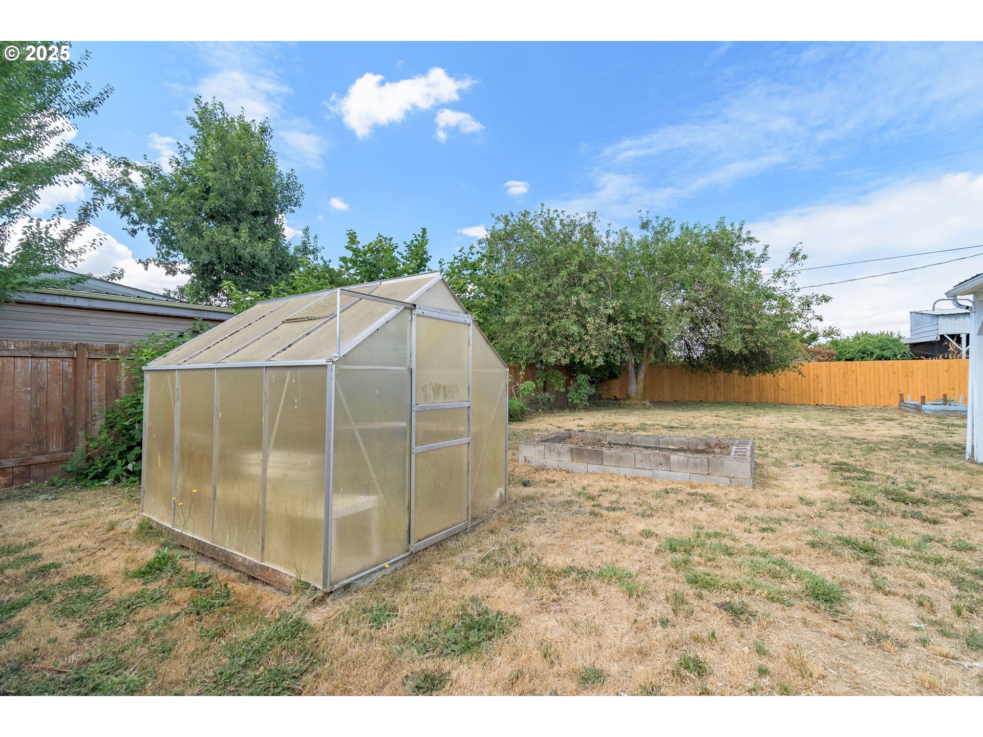 5495 J Street Springfield, OR 97478 - Photo 34 of 44