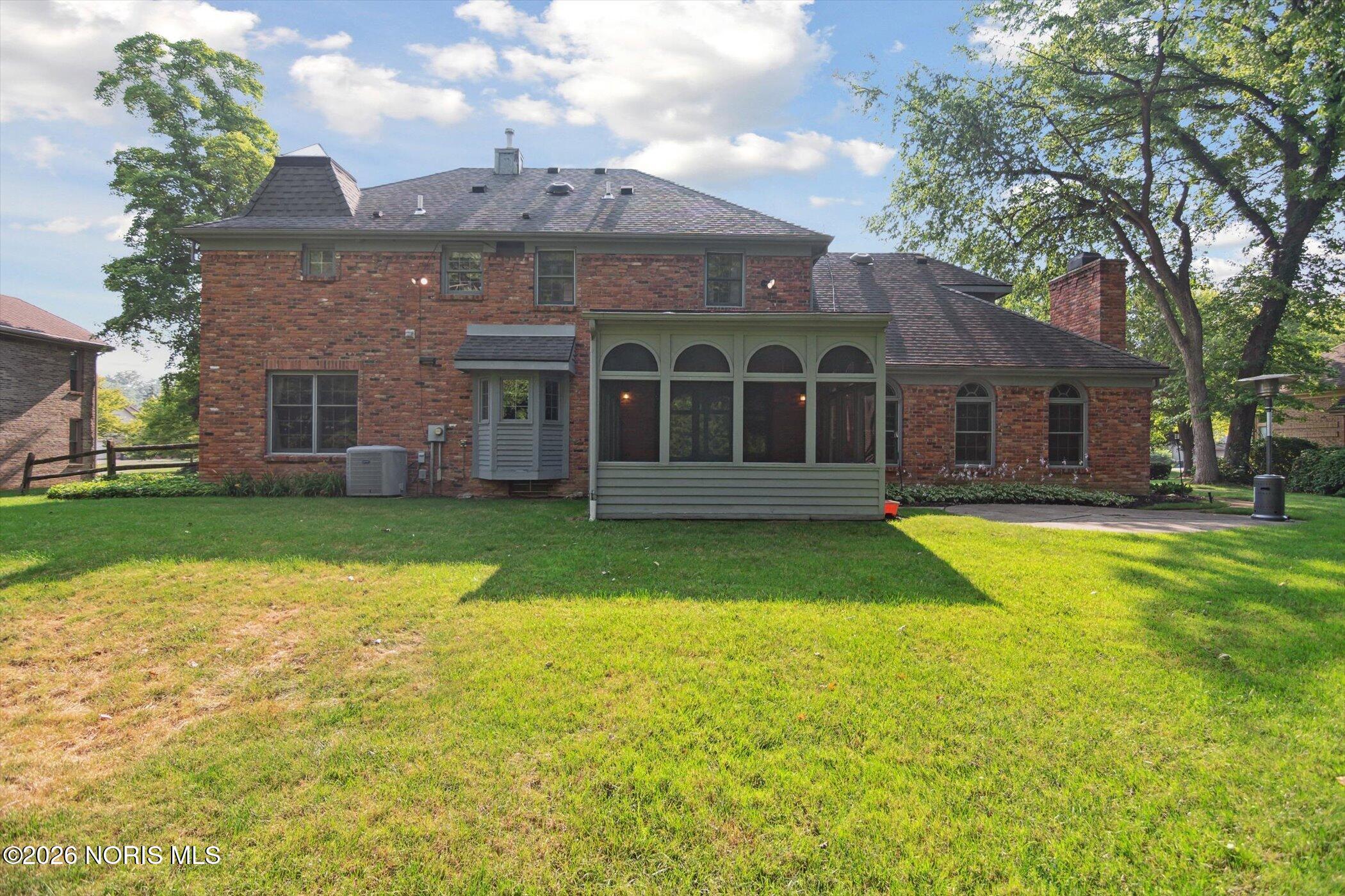 2949 Secretariat Road Toledo, OH 43615 - Photo 2 of 11 Rear Exterior