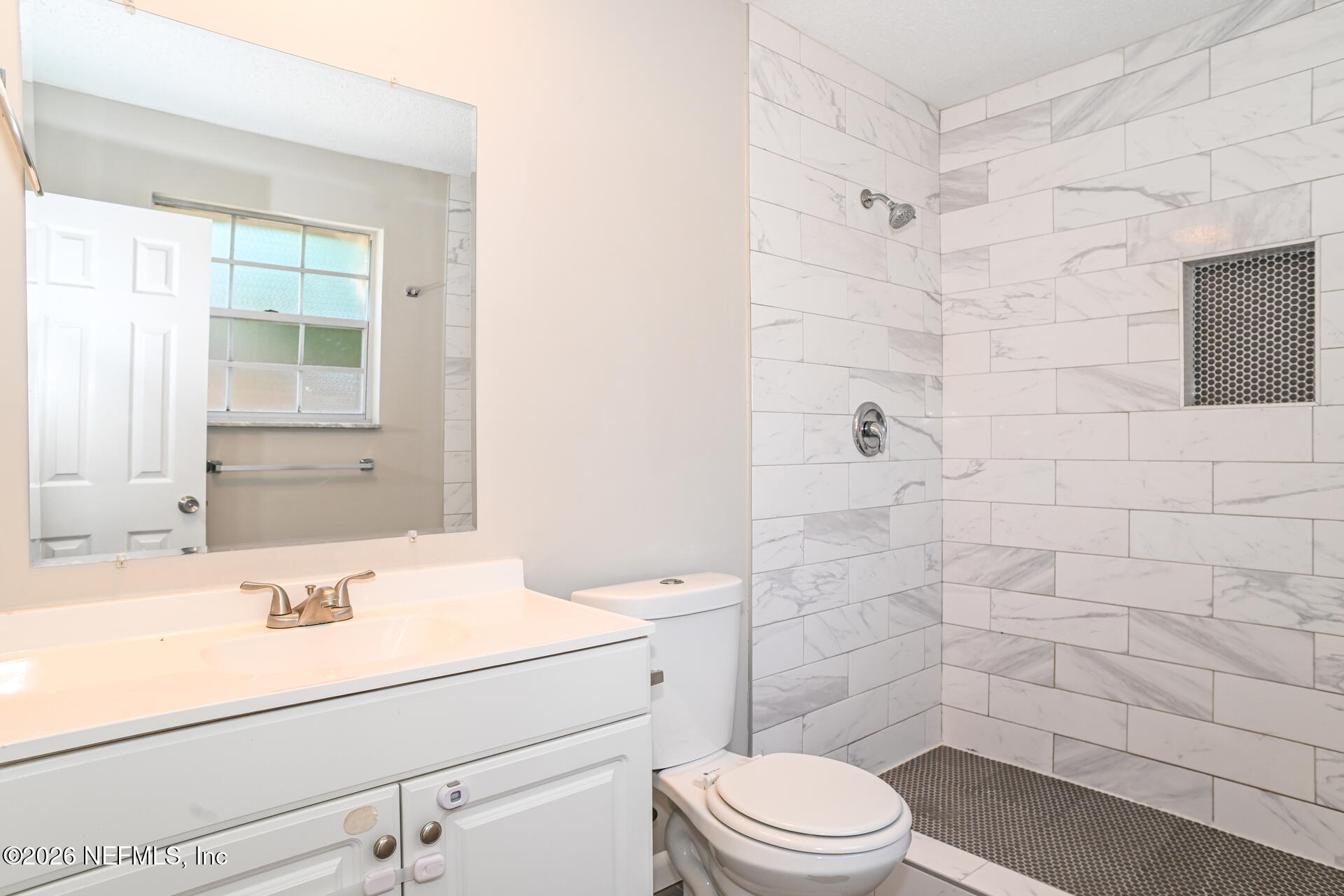 1141 Alderman Road East Jacksonville, FL 32211 - Photo 13 of 21 013-photo-main-bathroom-15493494