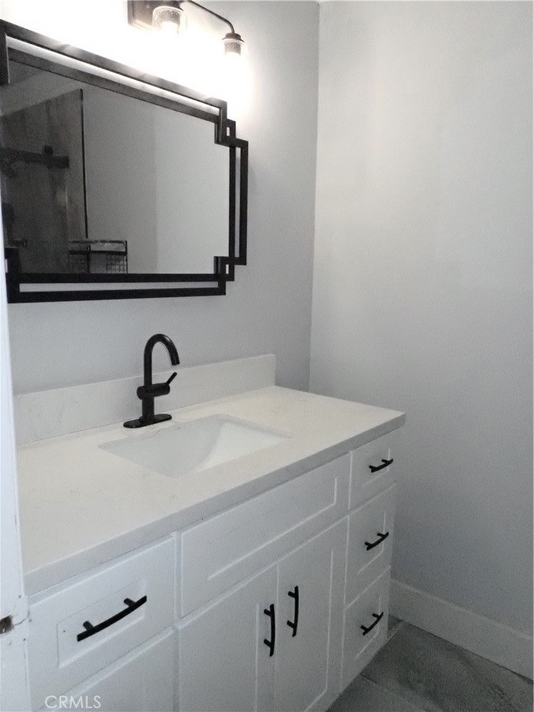 2 Farragut Irvine, CA 92620 - Photo 12 of 17