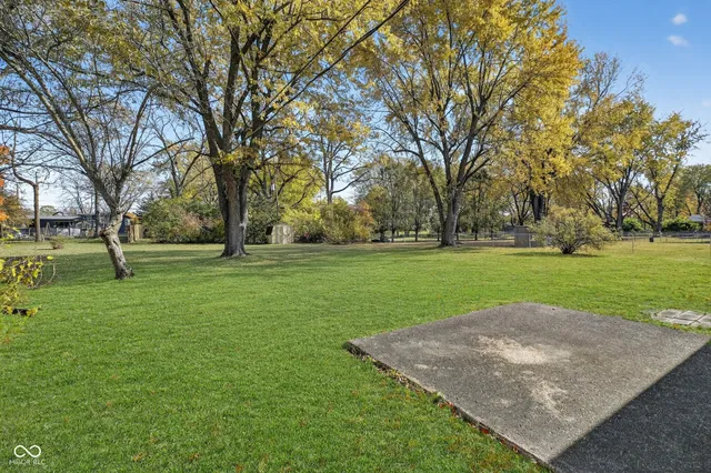 $275,000 | 8073 Wallingwood Drive, Indianapolis, IN 46256