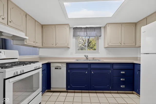 $275,000 | 8073 Wallingwood Drive, Indianapolis, IN 46256