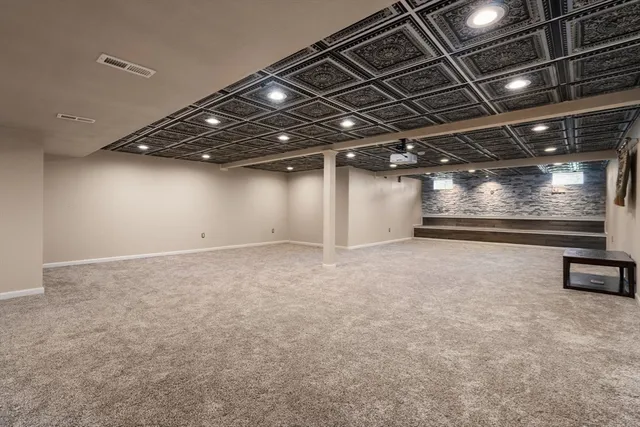 a black and white photo of a floor plan