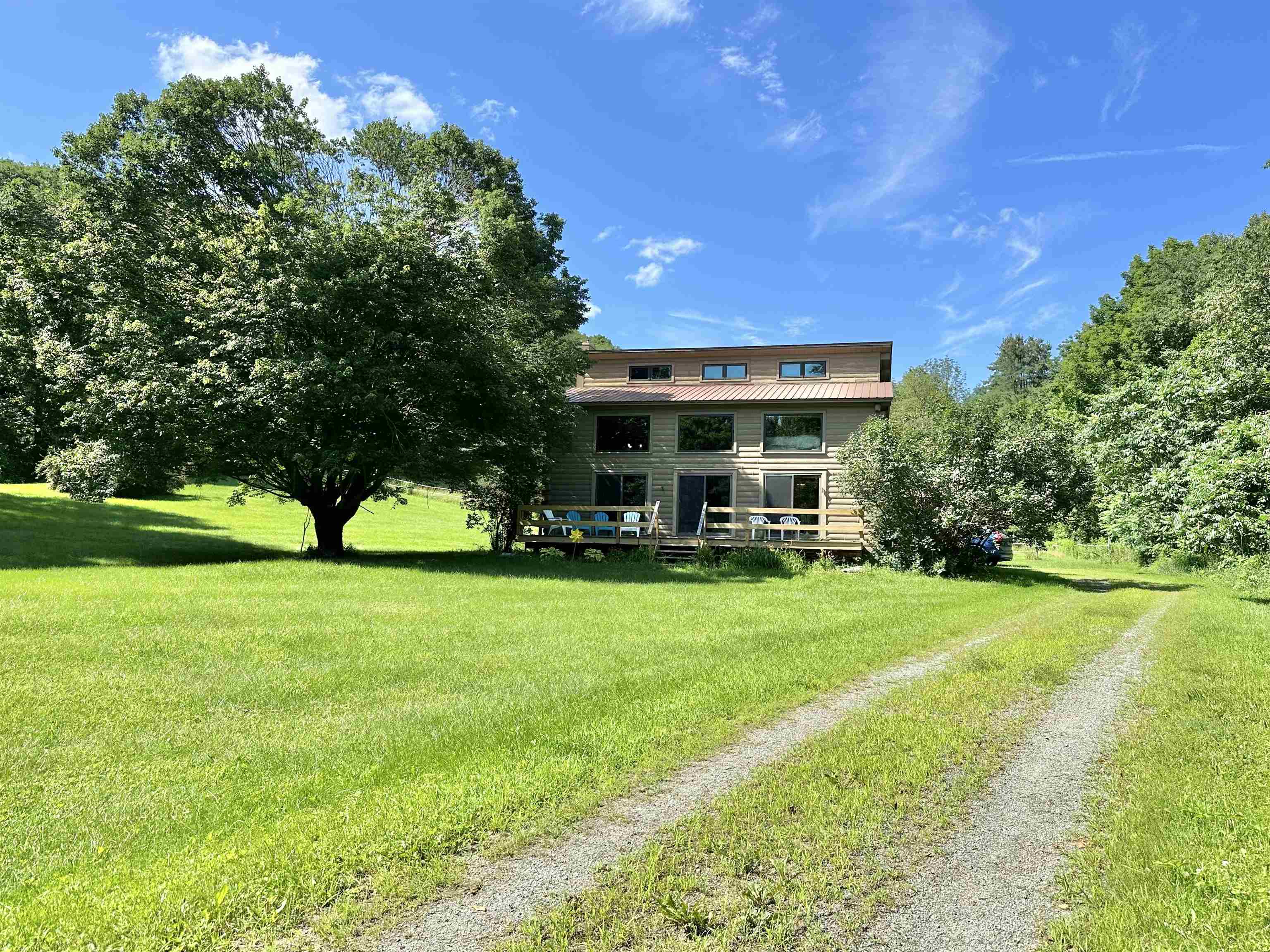 148 Hewett Road Windsor, VT 05089 - Photo 2 of 26