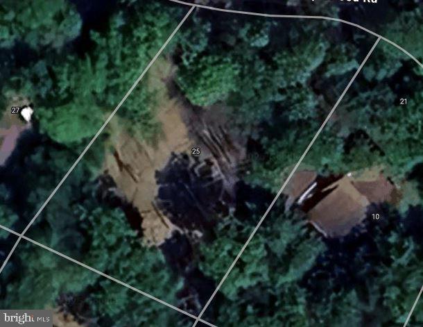 25 Maplewood Road Lake Harmony, PA 18624 - Photo 11 of 16