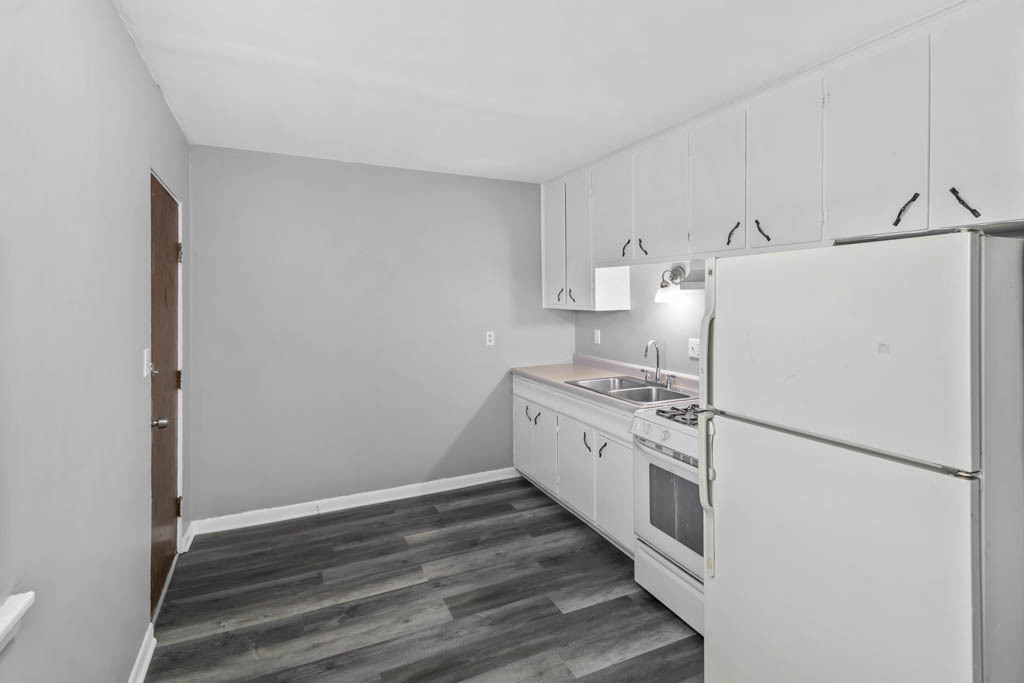 991 Tollview Avenue, Unit 5 Aurora, IL 60505 - Photo 4 of 10