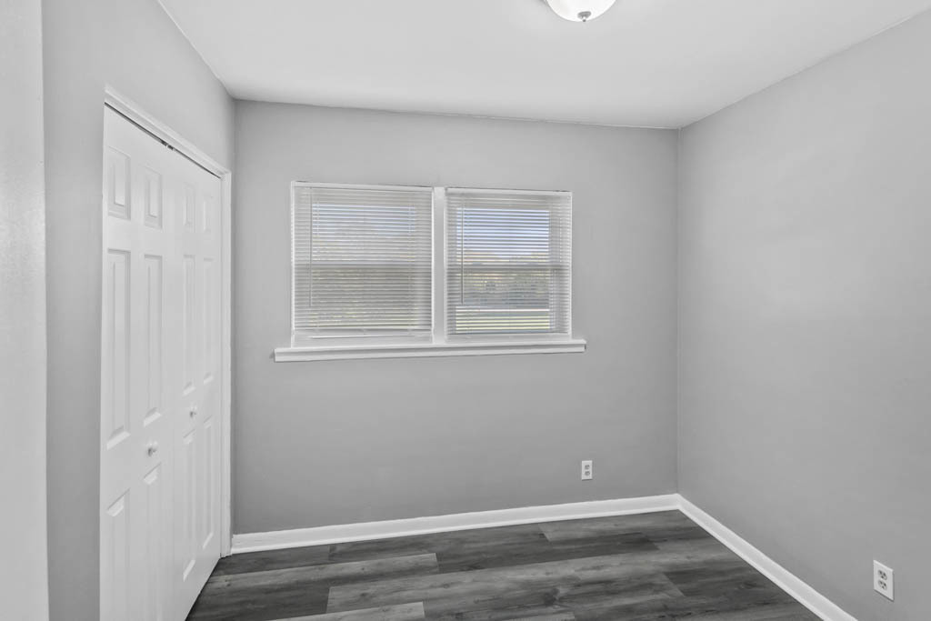 991 Tollview Avenue, Unit 5 Aurora, IL 60505 - Photo 8 of 10